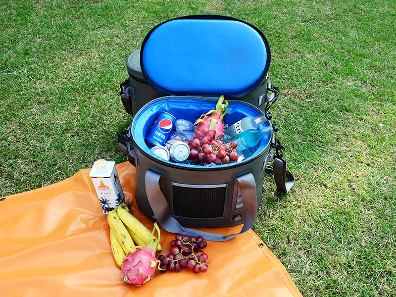 วิธีการเลือกวัสดุสำหรับถุงเก็บน้ำแข็งสำหรับตั้งแคมป์?